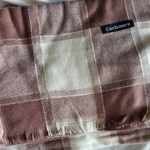 Cashmere Mauve & Creamed Checked Fringed Blanket Scarf